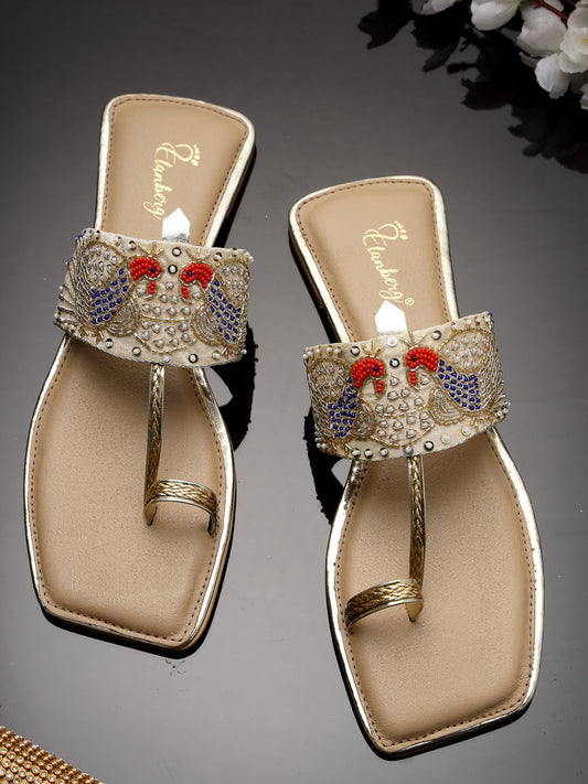 Mayura Kolhapuri Flat- Gold