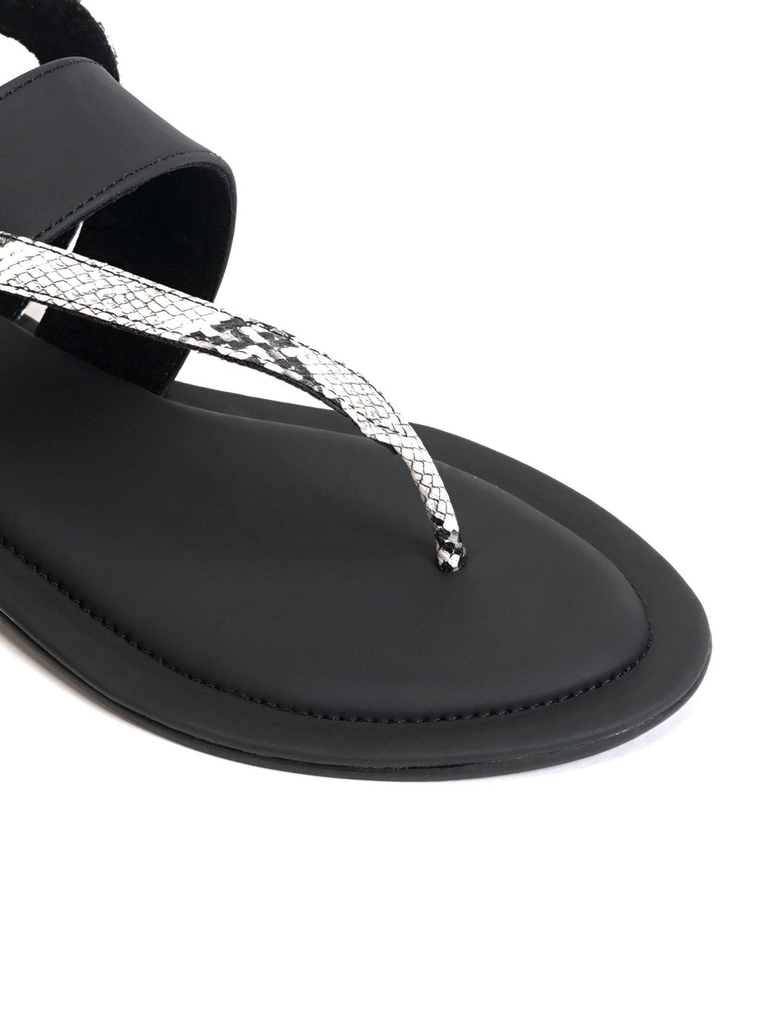 Onyra Luxe Thong Sandal- Black
