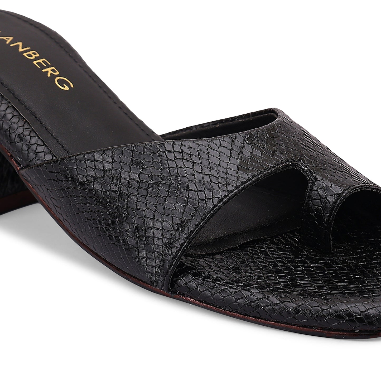 Ravenwood Textured Toe Ring Block Heel- Black
