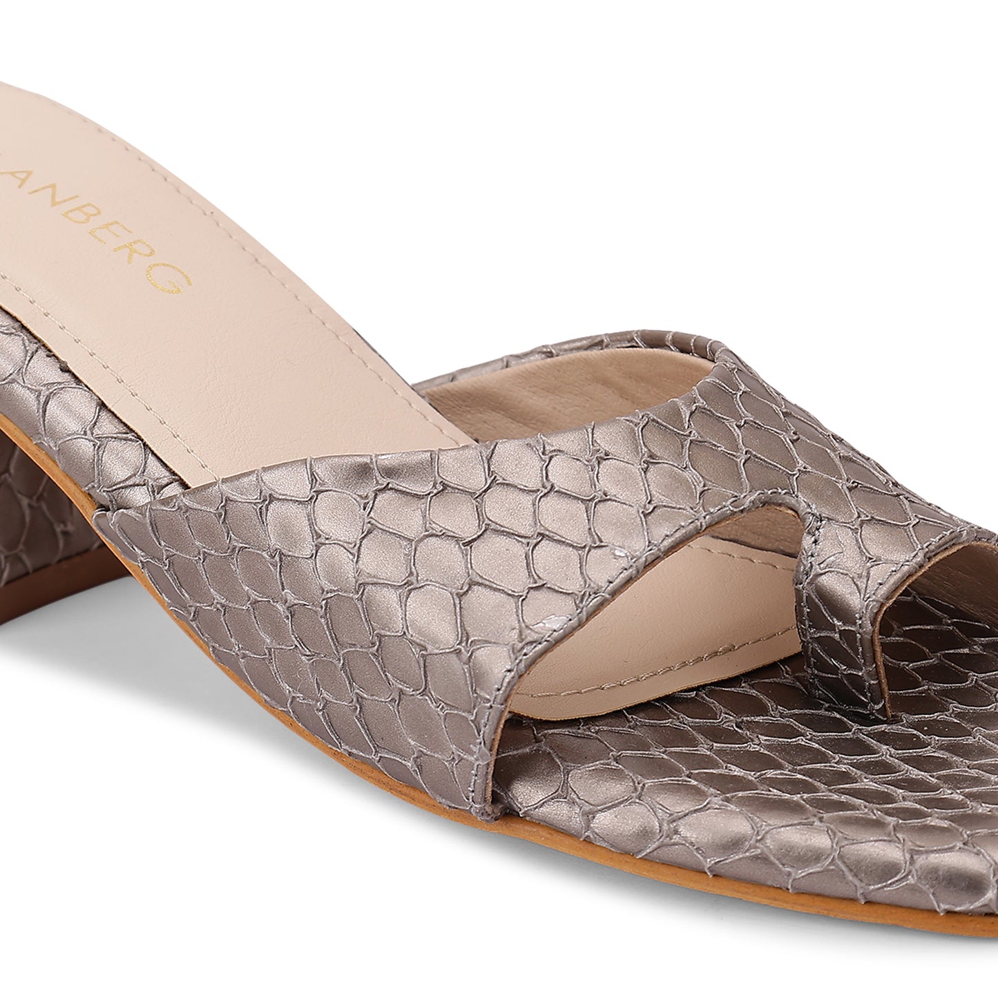 Driftwood Textured Toe Ring Block Heel- Grey
