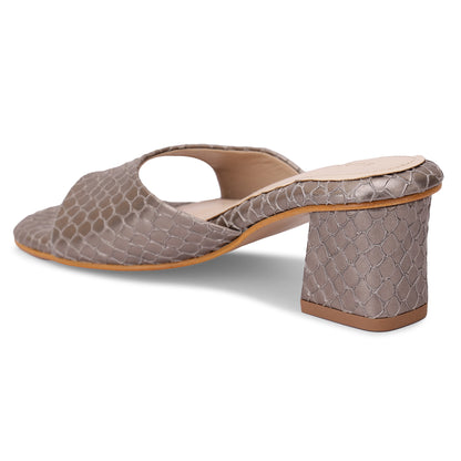 Driftwood Textured Toe Ring Block Heel- Grey