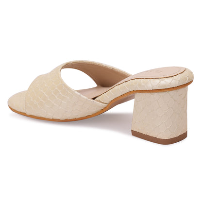 Moonveil Textured Toe Ring Block Heel- Ivory