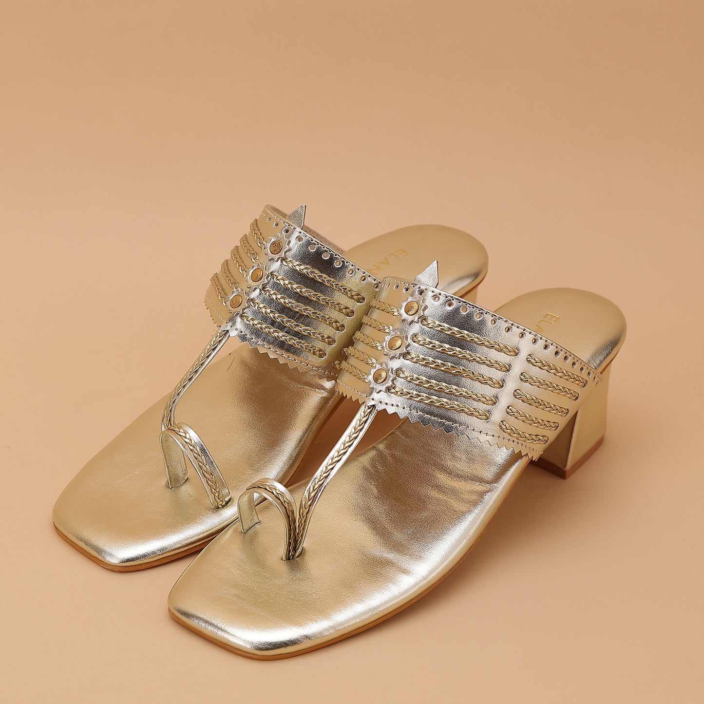 Svarangi Kohlapuri Block Heel- Gold