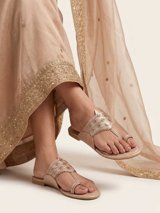 Arunika Kohlapuri Flat- Rose Gold