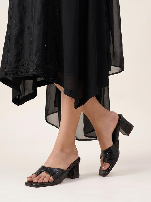 Ravenwood Textured Toe Ring Block Heel- Black