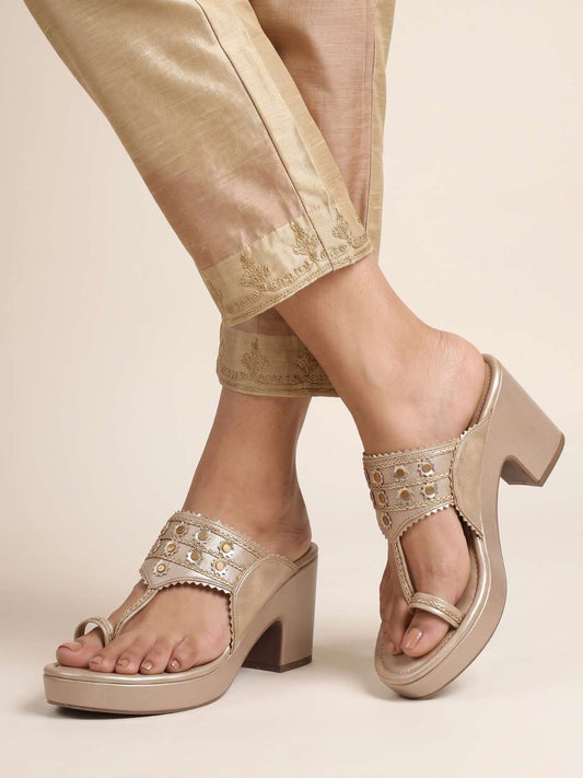 Hemshri Kohlapuri Block Heel- Champagne